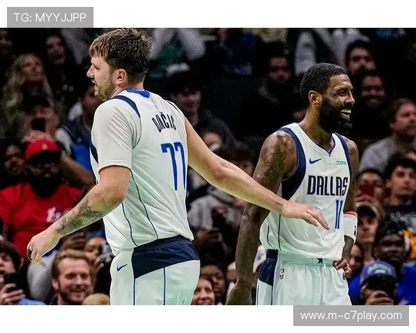 独行侠热火攻防博弈，阿德巴约内线优势明显